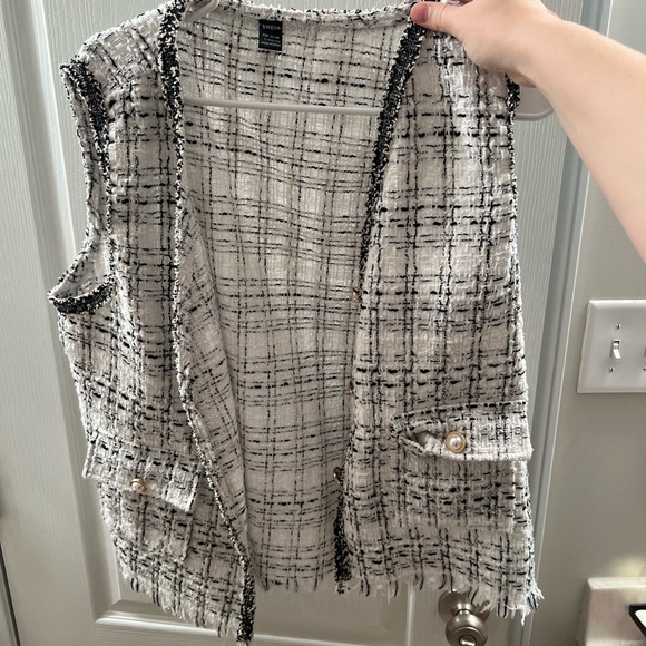 Jacket - Picture 1 of 2